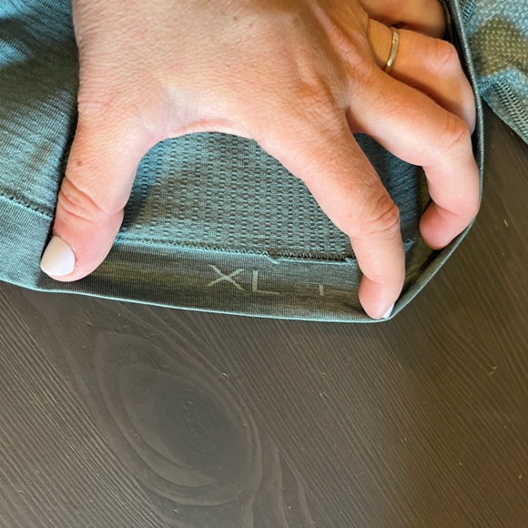 Lululemon Men’s Vent Tech 2.0 Ling Sleeve - Picture 6 of 7